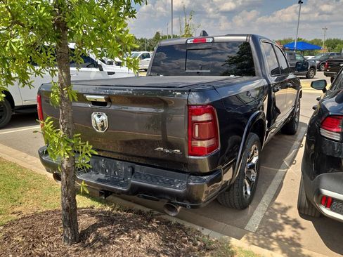 Used 2019 RAM 1500 Limited w/ Advanced Safety Group AWD/4WD image 3