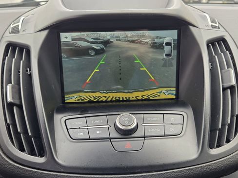 Used 2019 Ford Escape SEL FWD image 17