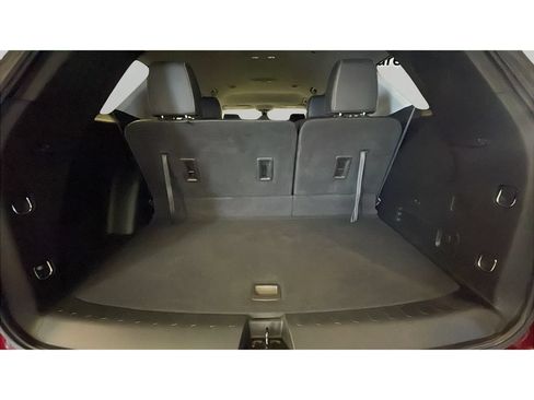 Used 2021 Chevrolet Traverse Premier AWD/4WD image 17