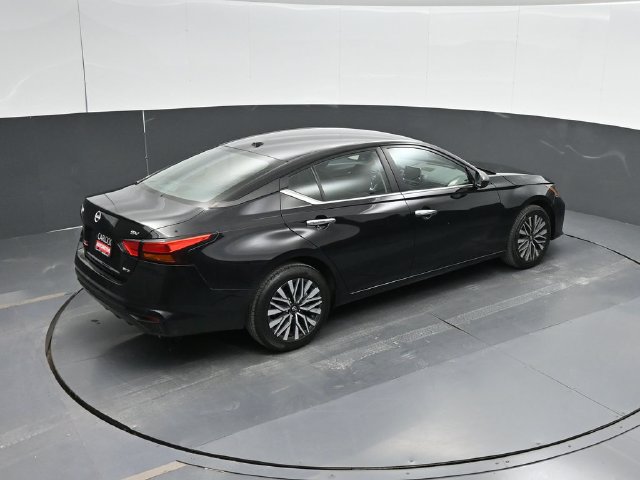 Used 2024 Nissan Altima 2.5 SV AWD/4WD image 47