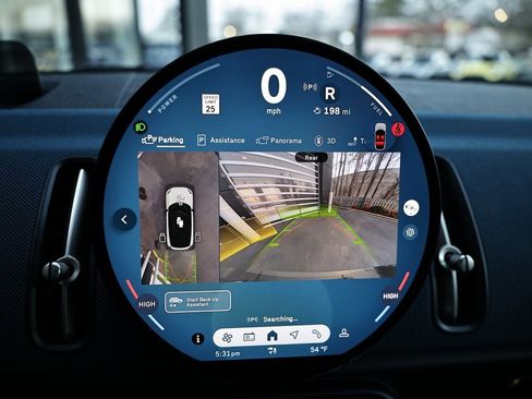 Used 2025 MINI Cooper Countryman S w/ Comfort Package Max image 37