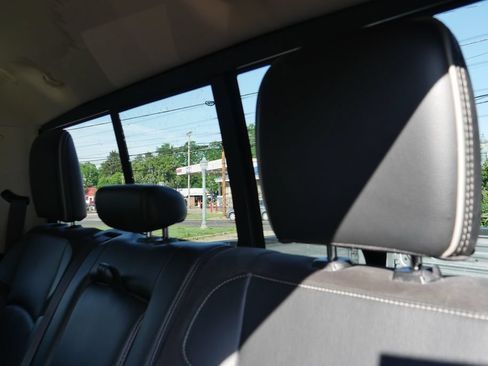 Used 2022 RAM 2500 Laramie AWD/4WD image 16
