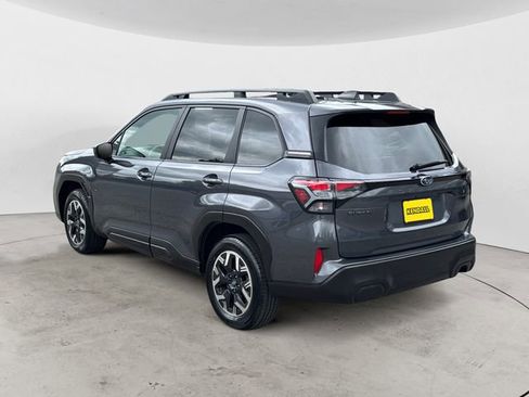 Certified 2025 Subaru Forester Premium AWD/4WD image 3