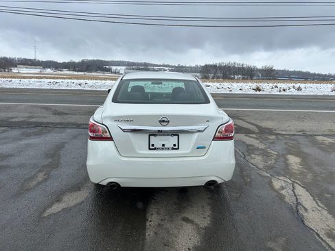 Used 2014 Nissan Altima 2.5 S image 8