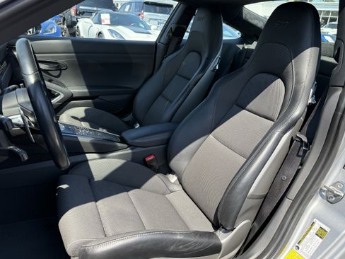 Used 2018 Porsche 911 Carrera T RWD image 7