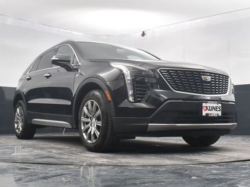Used 2023 Cadillac XT4 Premium Luxury w/ Cold Weather Package image 40