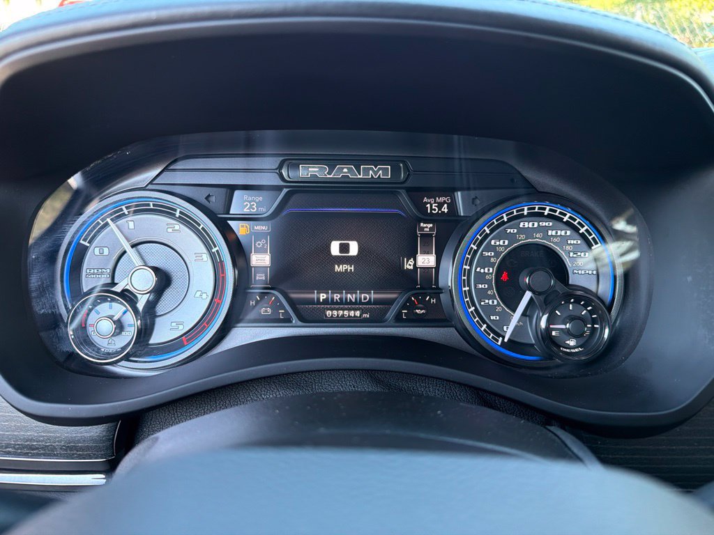 Used 2022 RAM 3500 Limited AWD/4WD image 9