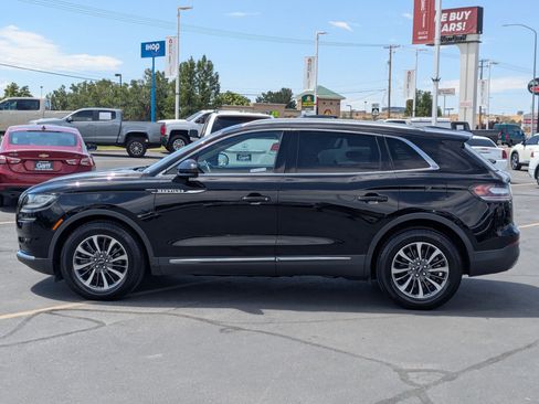 Used 2023 Lincoln Nautilus AWD w/ Premium Package image 7
