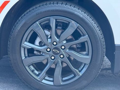 Used 2023 Chevrolet Equinox RS w/ RS Leather Package AWD/4WD image 10