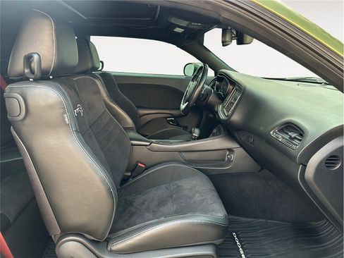 Used 2019 Dodge Challenger SRT Hellcat Redeye RWD image 15