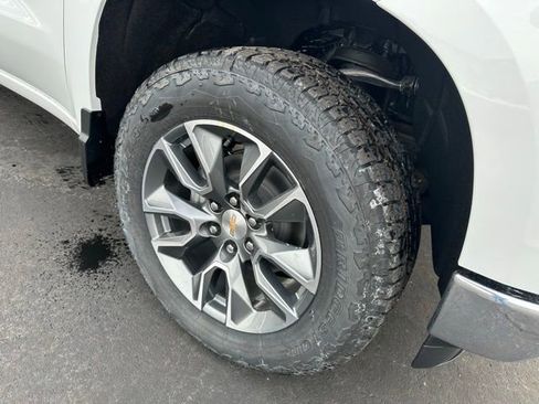 New 2026 Chevrolet Silverado 1500 LT w/ All Star Edition Plus image 8