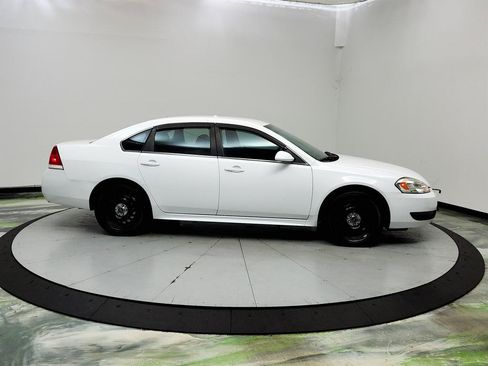 Used 2016 Chevrolet Impala Police FWD image 4