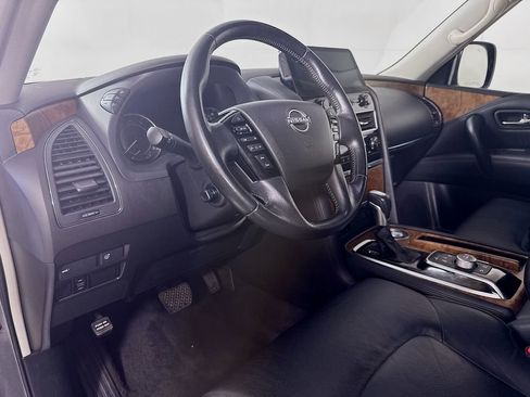 Used 2021 Nissan Armada SL w/ Captain's Chairs Package image 9