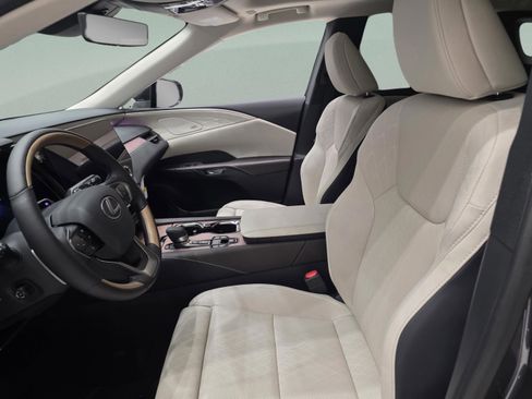 New 2026 Lexus RX 450h AWD image 16