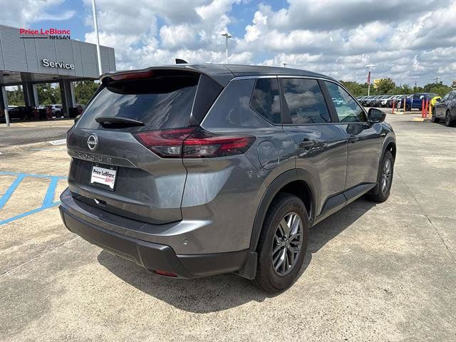 Used 2026 Nissan Rogue S FWD image 7