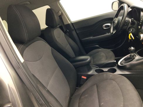 Used 2019 Kia Soul + FWD image 21
