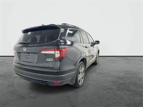 Certified 2022 Honda Pilot Sport image 3