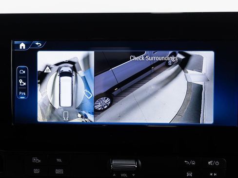 Used 2025 Mercedes-Benz Sprinter 2500 image 23