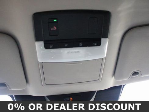 New 2025 Nissan Pathfinder SV w/ Black Appearance Package image 16