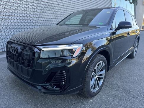 New 2026 Audi Q7 3.0T Premium image 1