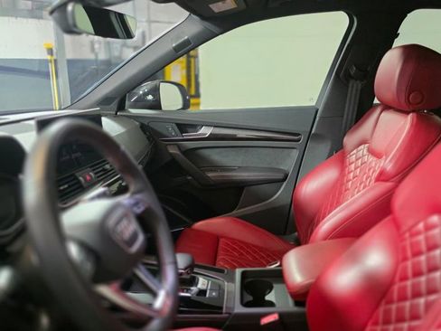 Used 2023 Audi SQ5 Premium Plus w/ Premium Plus Package image 17