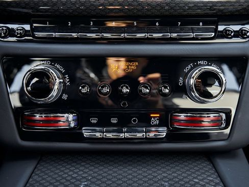 Used 2025 Rolls-Royce Ghost Black Badge image 74