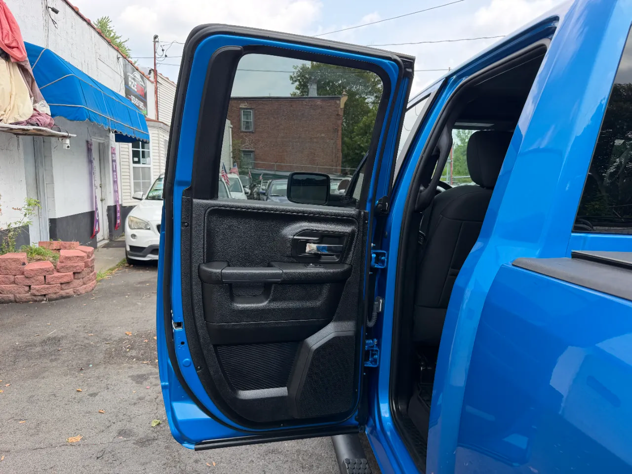 Used 2021 RAM 1500 Warlock w/ Electronics Group AWD/4WD image 30