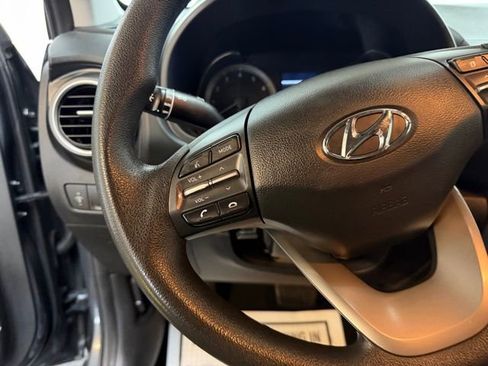 Used 2019 Hyundai Kona SE image 16