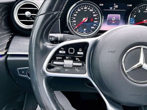 Certified 2019 Mercedes-Benz E 300 4MATIC image 14
