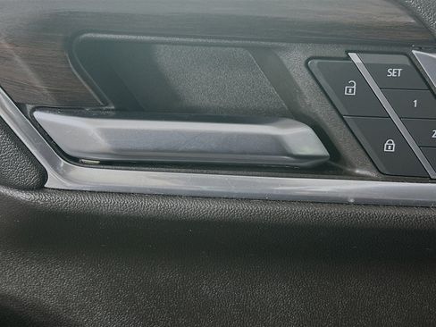 Used 2023 GMC Sierra 1500 SLT w/ SLT Premium Plus Package image 14