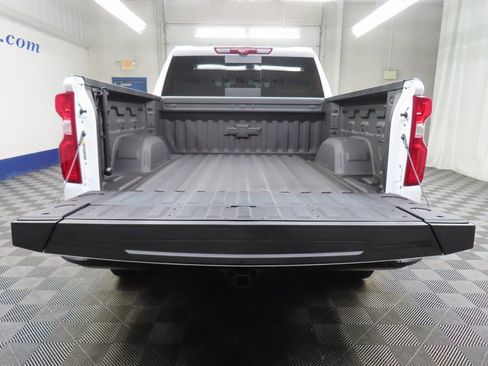 Used 2025 Chevrolet Silverado 1500 ZR2 w/ Technology Package image 43