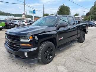 Used 2017 Chevrolet Silverado 1500 LT w/ Midnight Edition AWD/4WD video 1