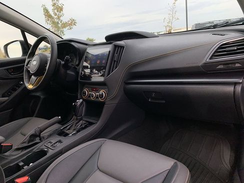 Used 2022 Subaru Crosstrek 2.5i Sport w/ Moonroof Package image 34