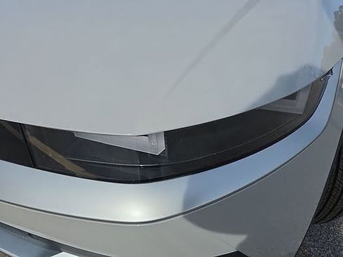 New 2026 Hyundai Ioniq 5 SEL image 40