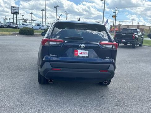 Used 2024 Toyota RAV4 XLE AWD/4WD image 5