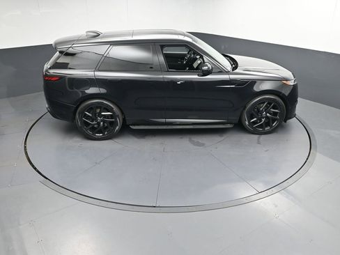 New 2025 Land Rover Range Rover Sport Dynamic SE AWD/4WD image 37