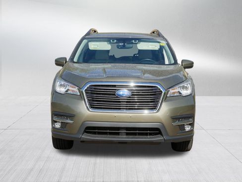 Used 2022 Subaru Ascent Limited w/ Technology Package AWD/4WD image 2