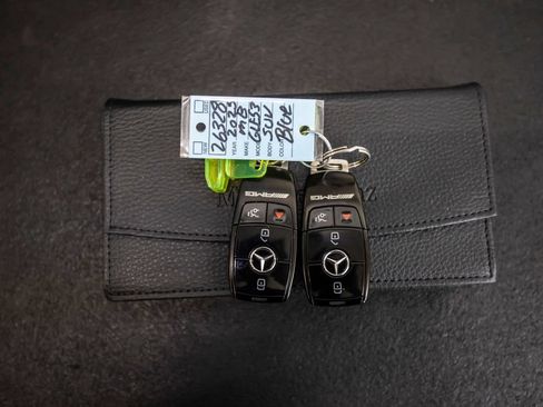 Used 2025 Mercedes-Benz GLE 53 AMG 4MATIC image 49