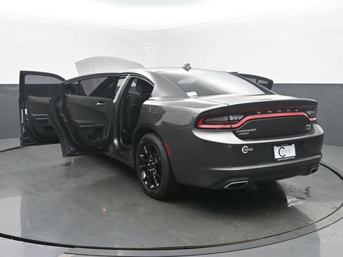 Used 2017 Dodge Charger SXT AWD/4WD image 53