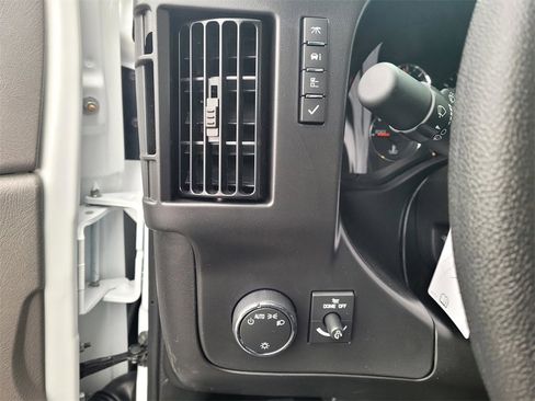 New 2025 Chevrolet Express 2500 Extended w/ Driver Convenience Package image 20