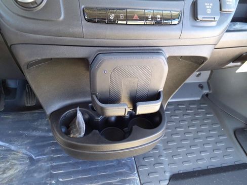 New 2024 RAM ProMaster 3500 w/ Delivery Van Package FWD image 17