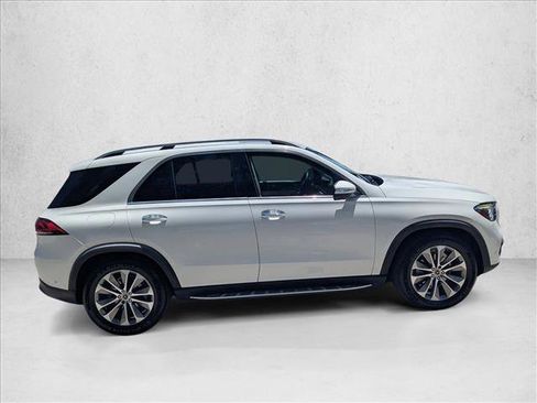 Used 2021 Mercedes-Benz GLE 350 4MATIC image 4