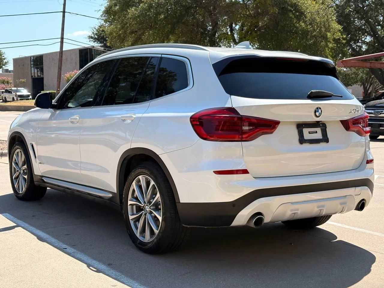 Used 2018 BMW X3 xDrive30i AWD/4WD image 5