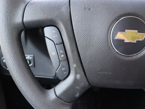 New 2025 Chevrolet Express 2500 Work Van w/ Driver Convenience Package image 7