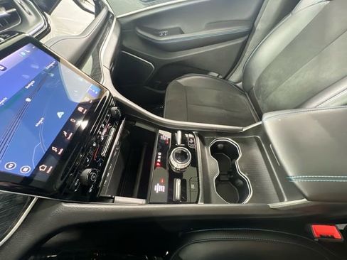 Used 2024 Jeep Grand Cherokee Trailhawk image 27