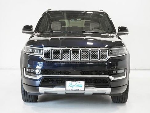 Used 2024 Jeep Grand Wagoneer Series III image 2