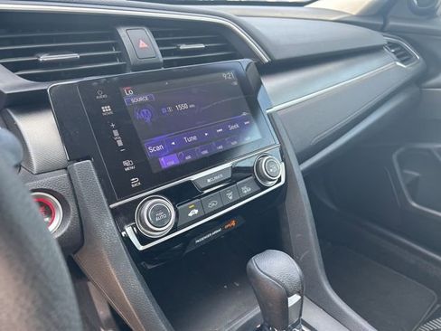 Used 2017 Honda Civic EX image 8