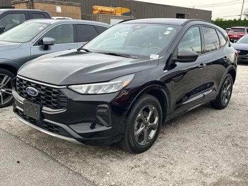 Used 2024 Ford Escape ST-Line w/ Tech Pack #1 AWD/4WD image 3
