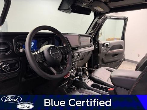 Used 2024 Jeep Wrangler Unlimited Rubicon w/ XTREMEE 35" Tire Package AWD/4WD image 9