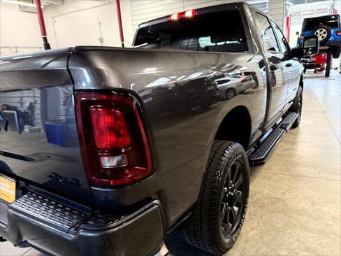 Certified 2025 RAM 2500 Big Horn AWD/4WD image 21